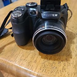 Fujifilm FinePix S Series S2500HD 12.2MP Digital Camera - Black