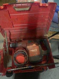 Hilti TE76 hammer drill