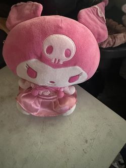 Hello Kitty Plushy’s