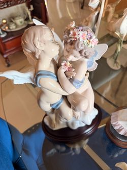 Lladro Heaven and Earth Figure, Boy Girl Cherub, 1824, Signed,
