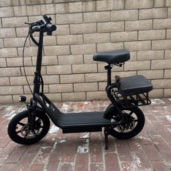 Electric scooter