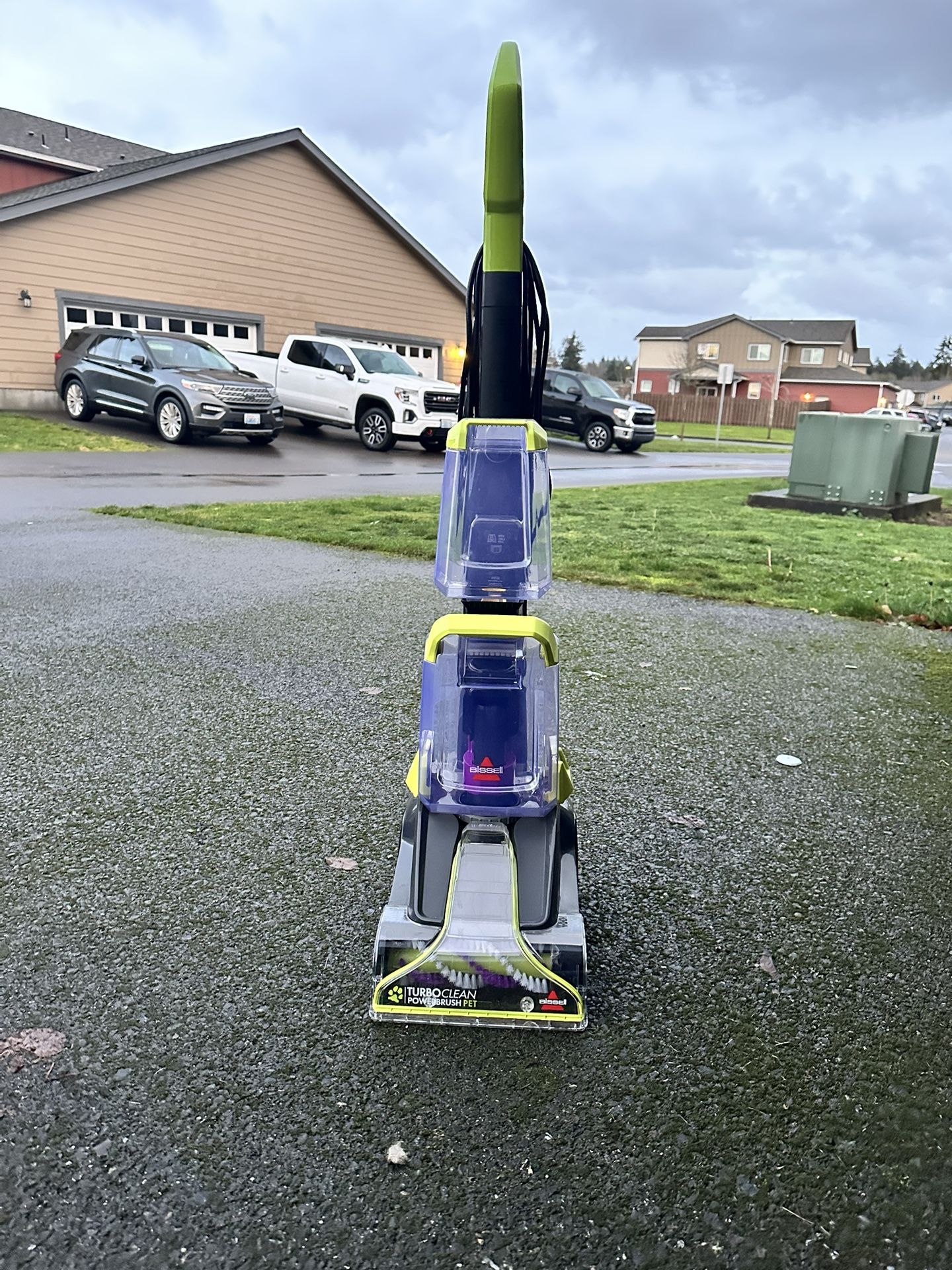 BISSELL TurboClean PowerBrush Pet Carpet Cleaner
