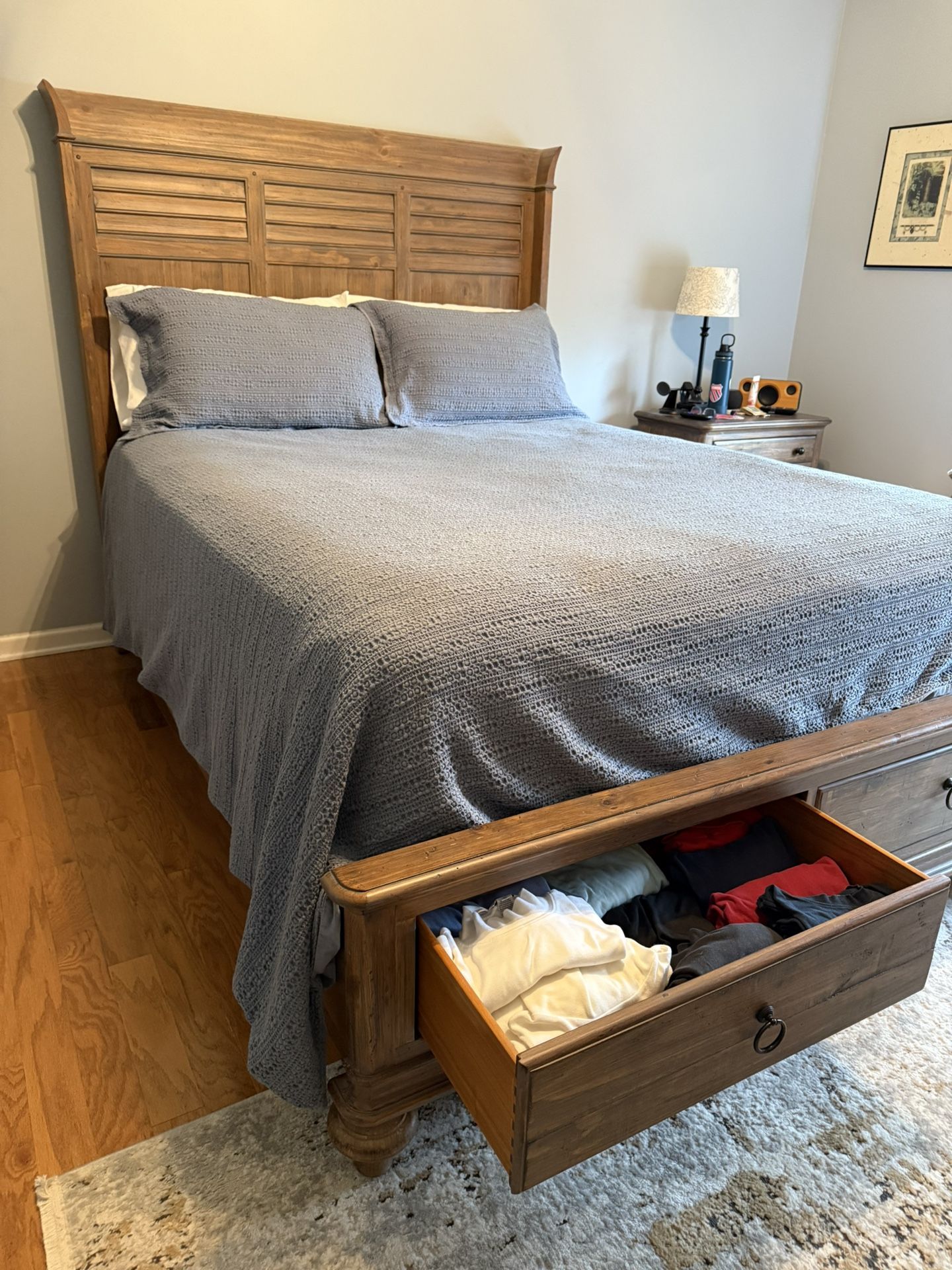 Kincaid Storage Bed Queen