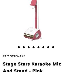 Fao Schwarz Stage stars karaoke