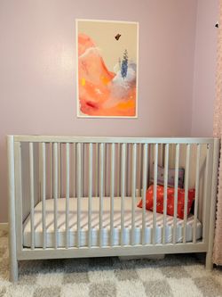 Sarah Sherman Samuel Scalloped Crib