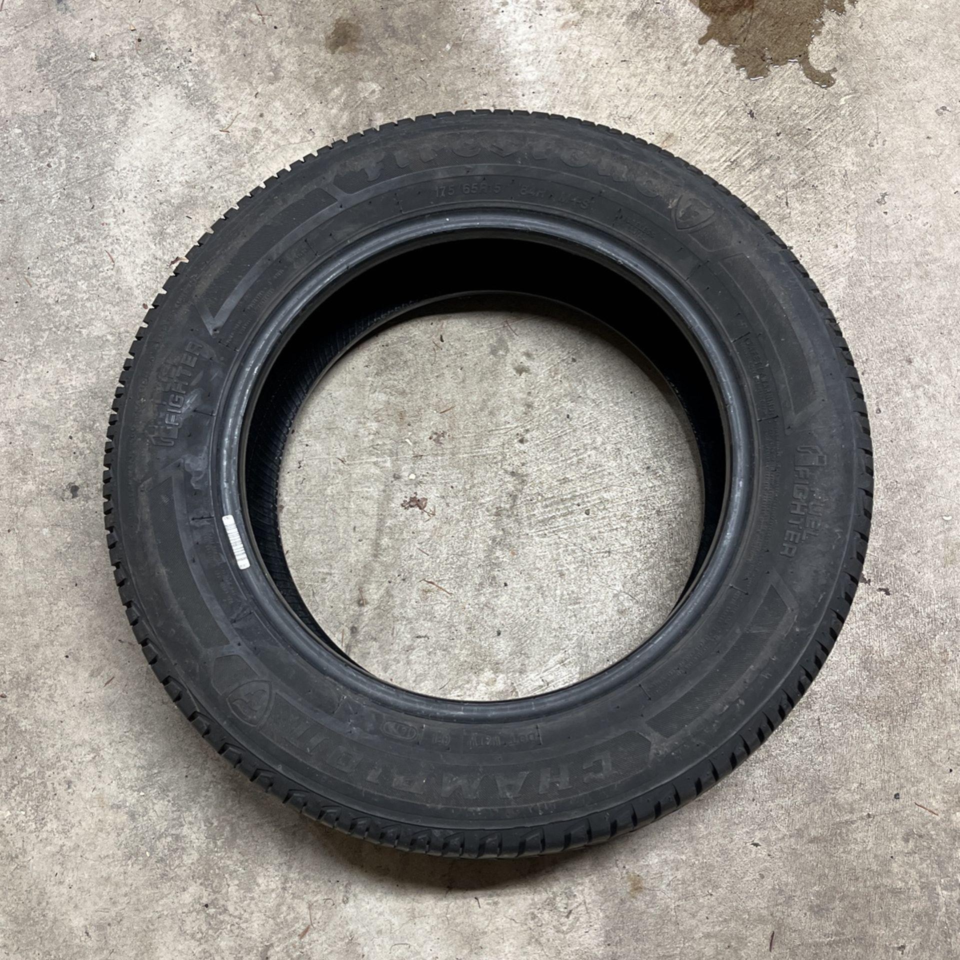 Firestone Champion Fuel Fighter 175/65R15 84H M+S All Season Tire