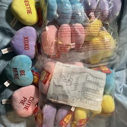 Heart key clips 12 pack cutie pie ,bestie,xoxo be mine 10 New