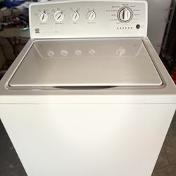 Kenmore Series 300 Tripe Auction Agitator  3.8 Cuft Free Delivery 