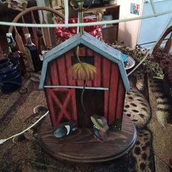 Cute Little Barn And Animal Lamp