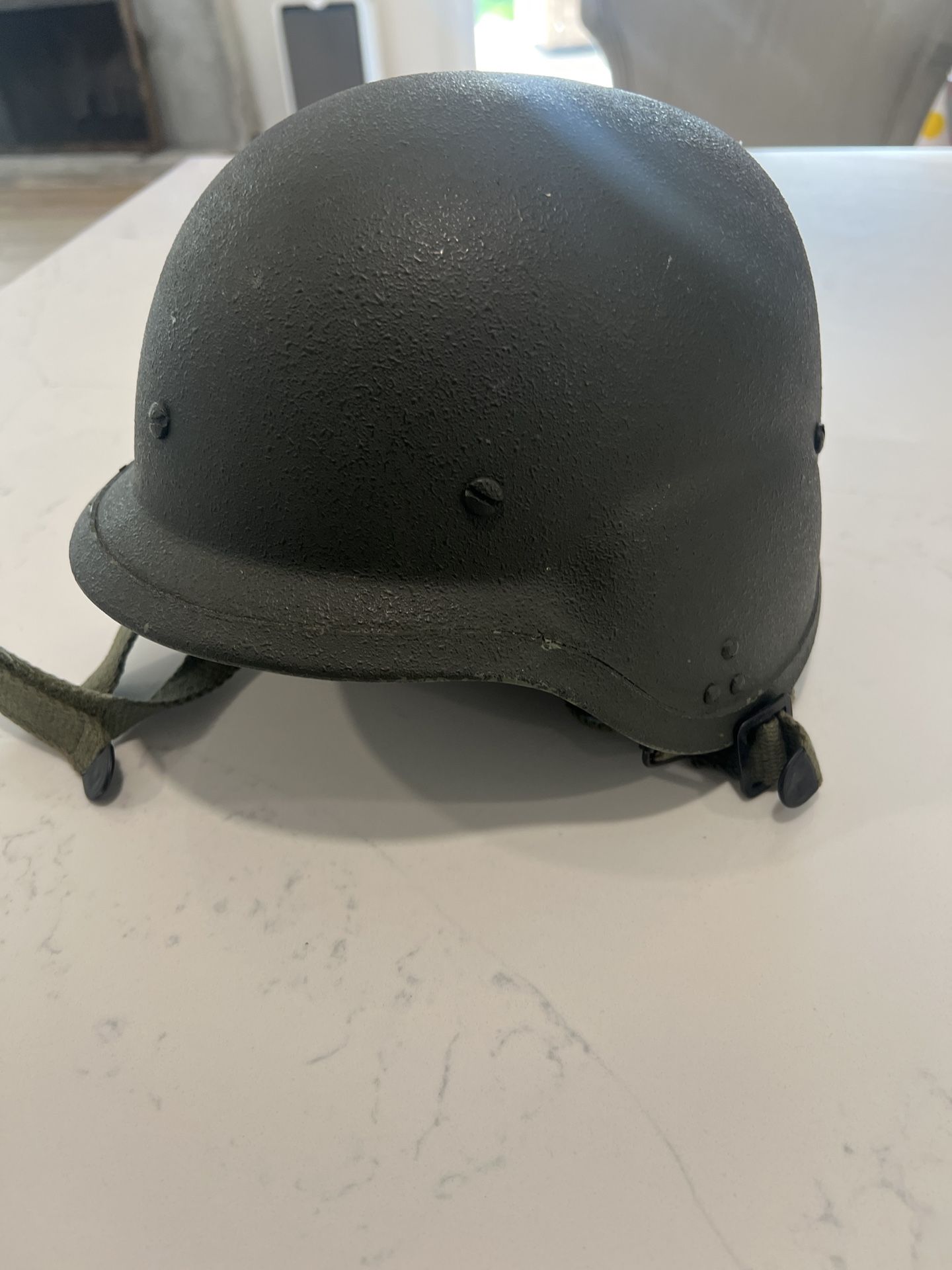 Military helmet
