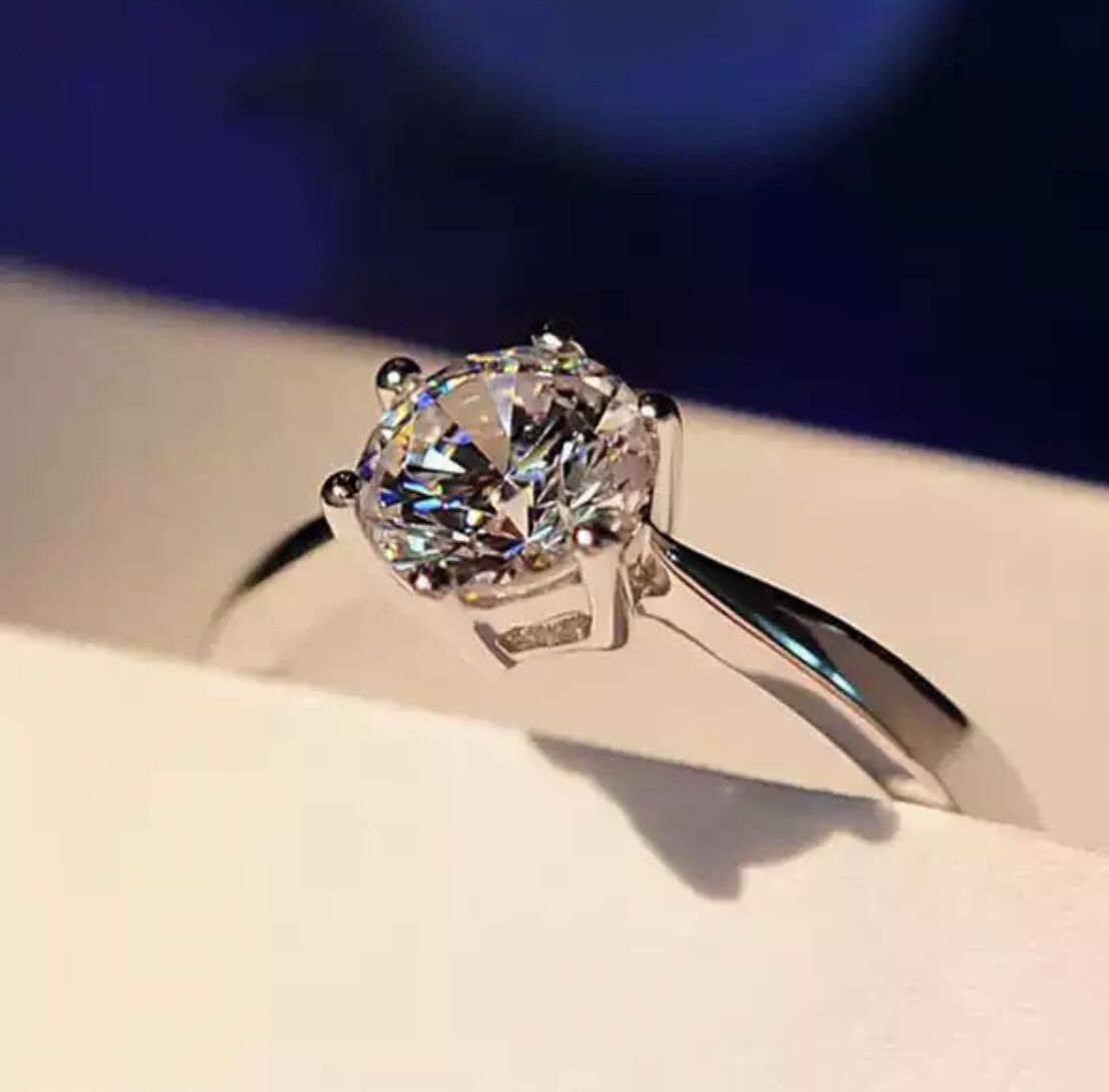 New 10k white gold engagement ring wedding ring set