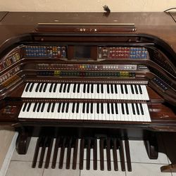 Lowrey Stardust console organ — needs repair”