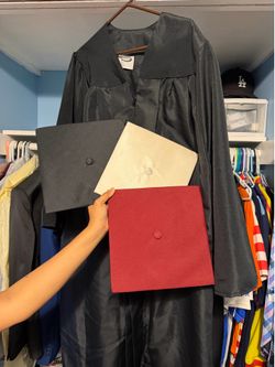 Cap and Gown Black Jostens