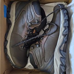 Columbia Hiking Boots 