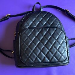 Adorable Mini Black Backpack 🖤