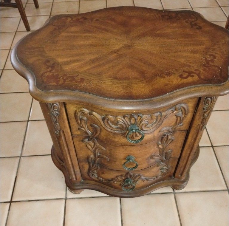 Mediterranean Style? End Table Or Nightstand Lot 2
