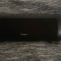 Black Bluetooth Speaker 
