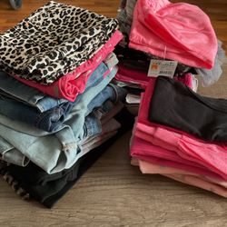 Girls Clothes (28pcs.)