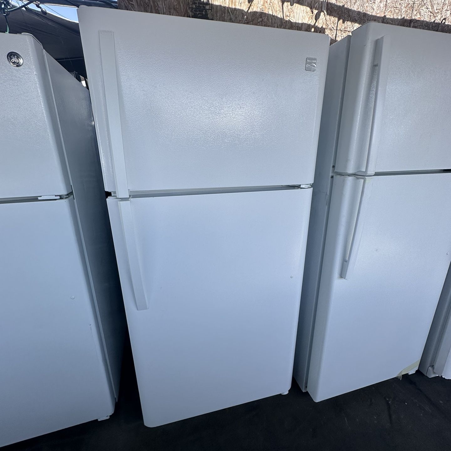 Kenmore Apt Size Top Freezer Fridge We Deliver And Install👨🏻‍🔧🚚