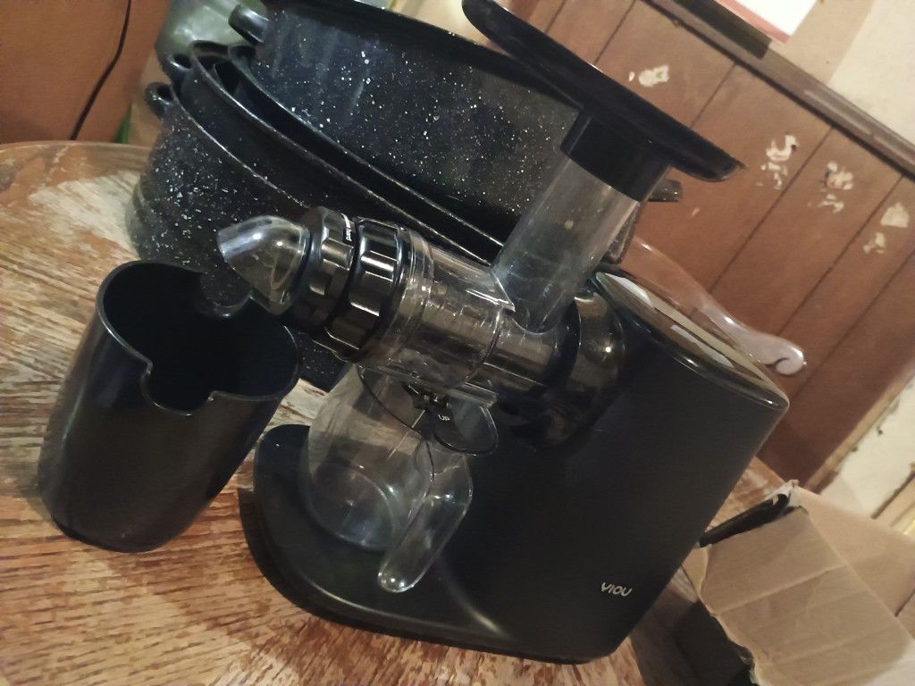 Yiou Slow Juicer