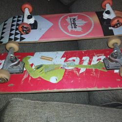 2 Skateboards 
