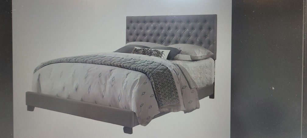 Beds and Bedroom Sets