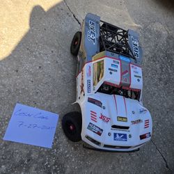 1/5 Losi 5t 2.0 Gas Upgraded .