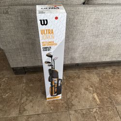 Wilson Ultra Junior Kids Golf Club Set Medium (suggested ages 8 to 11),