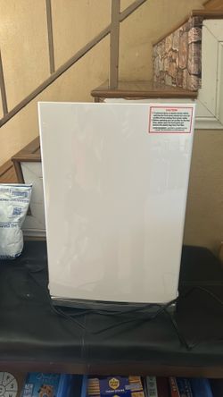 Intellipure air purifier model 10600-9