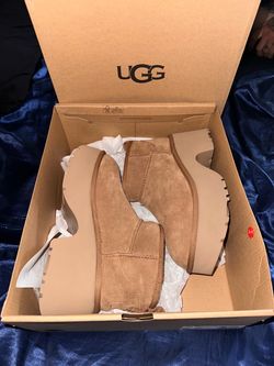 New never used ugg boots