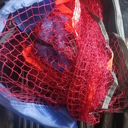 Portable pickle ball or tennis