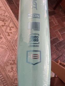 Brand new Rawlings Youth ICON 2026 USA 31 Drop 8-$275