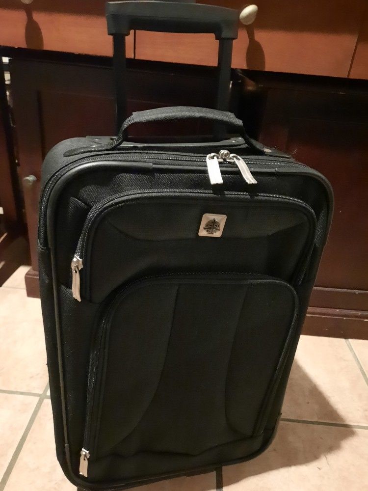 19x12x6 Small CarryOn Luggage
