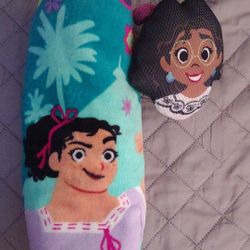 Encanto Bath Towel & scrubby Set  $10.00