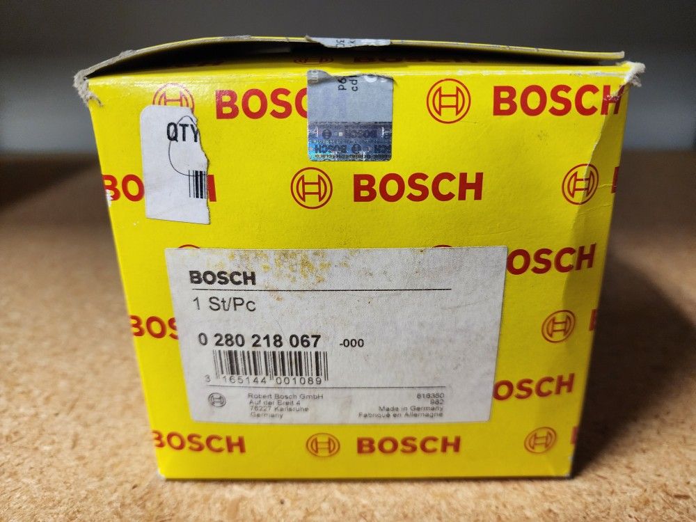 NEW OLD STOCK - BOSCH MASS AIR FLOW SENSOR AUDI V8 S4 S8