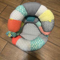 2-in-1 Tummy Time & Seated Support Prop a pillar