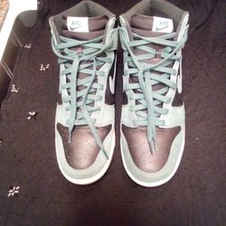 Nike Retro Dunks $$70 