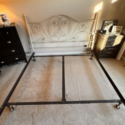 ** King, Antique white, Metal Head Board 