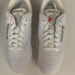 REDUCED! MUST SELL! Reebok Classic Reebok Tennis Shoes  