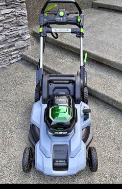 EGO 56V lawnmower with battery & charger