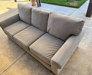 Sofa (92”)