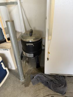 Refrigerators, Turkey Fryer, Kitchen appliances & more