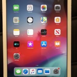 Ipad Air 1 WiFi + Cellular 32 GB Unlocked In Good Condition 