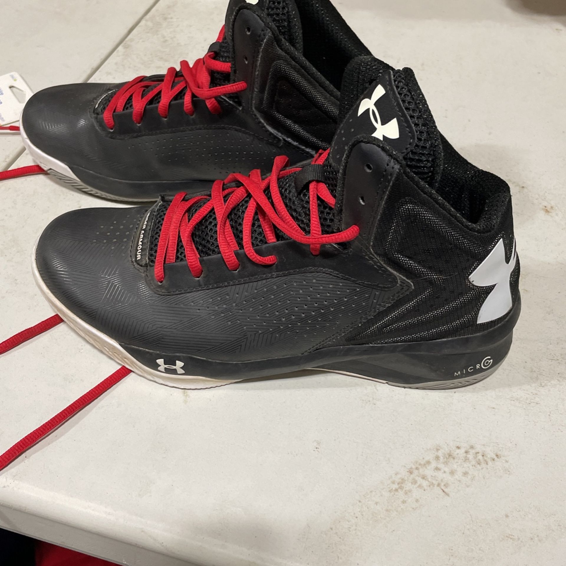 Under Armor 8 1/2