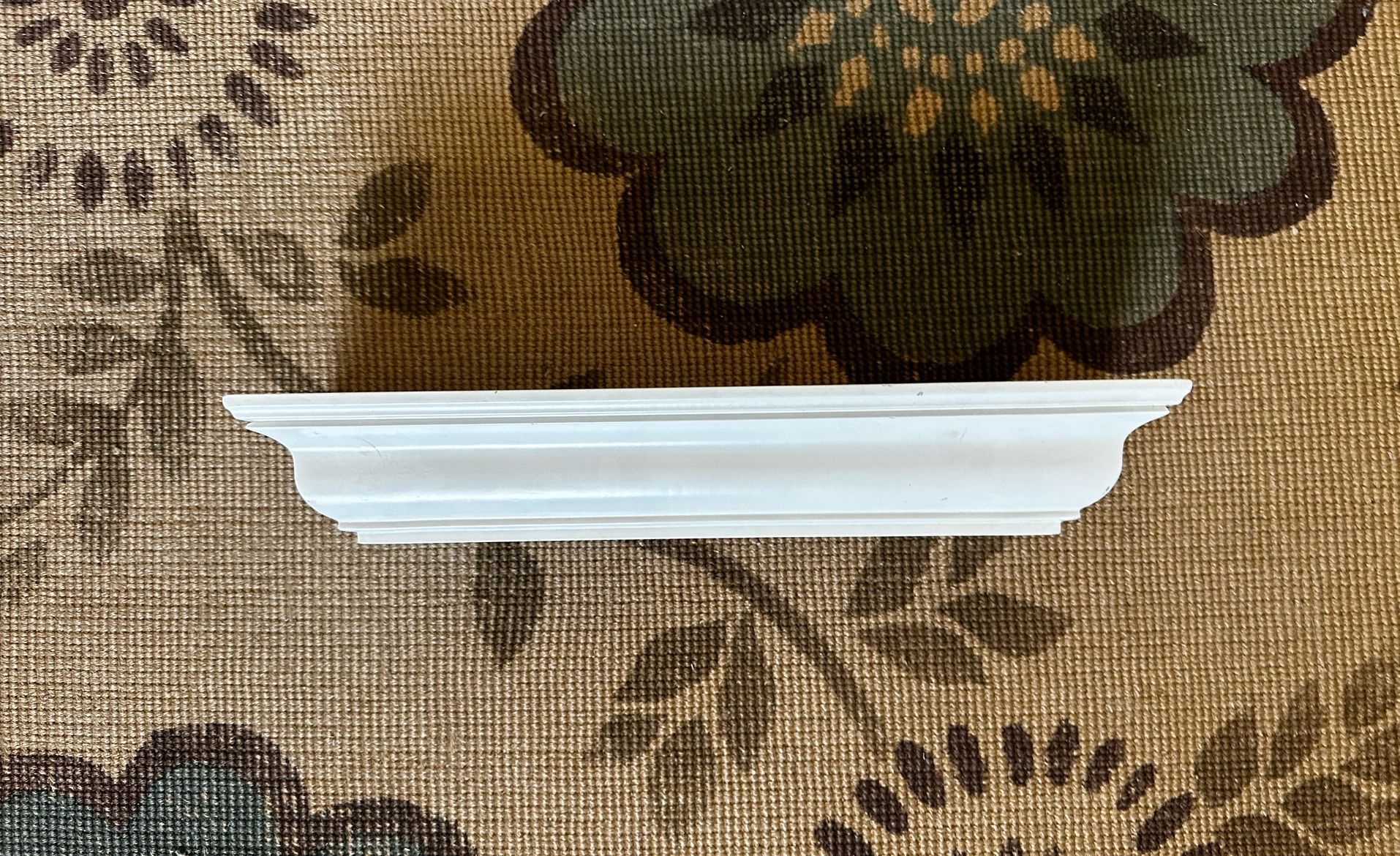 18” White Shelf