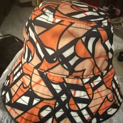 Burberry Bucket Hat 