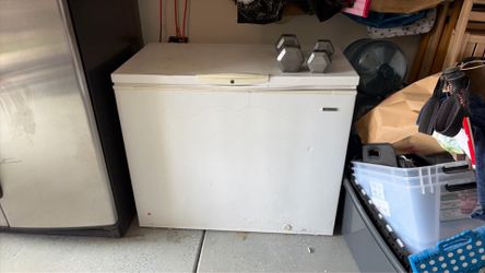 Kenmoore Chest Freezer