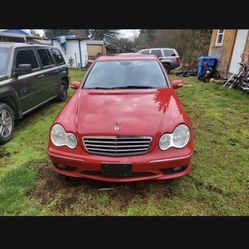 Mercedes Benz C(contact info removed)
