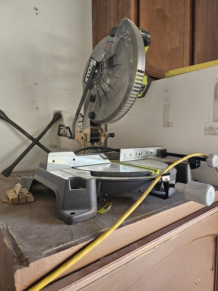 Ryobi Table Saw 