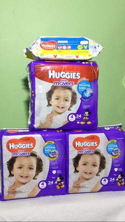 HUGGIES Little Movers size 4